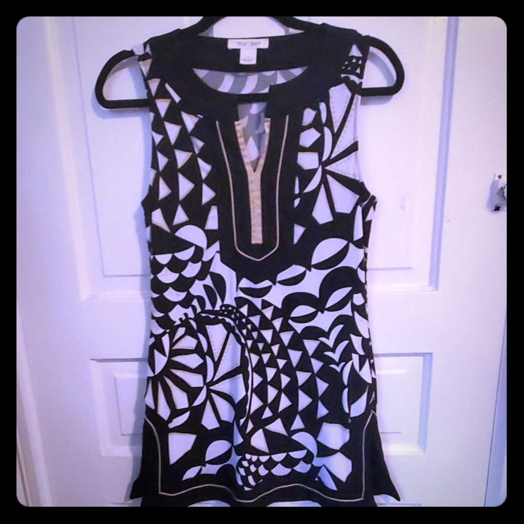 White House Black Market Tunic